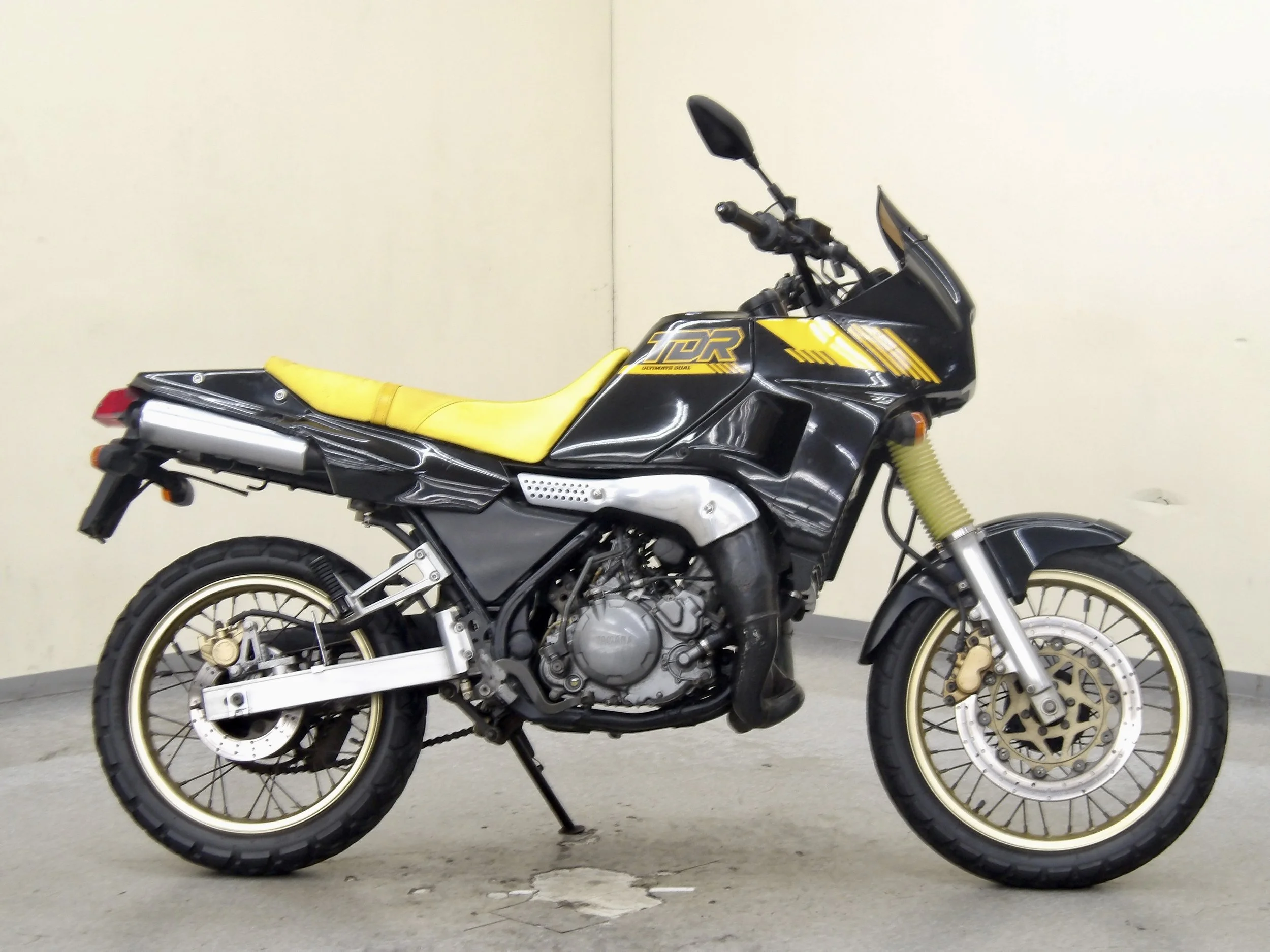 YAMAHA ＴＤＲ２５０ No Reserve – 1988 Yamaha TDR250 – Iconic Motorbike Auctions